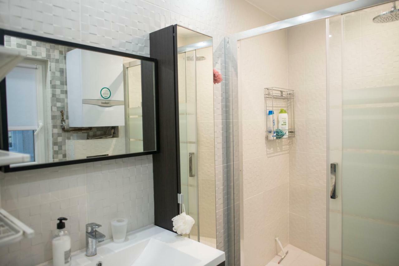 Camp Nou, Europa Fira - Modern Two-Bedroom Apartment With Heating L'Hospitalet de Llobregat Esterno foto